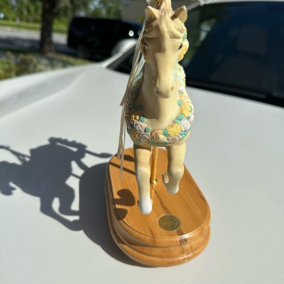 Vintage carousel - Picture 5 of 9